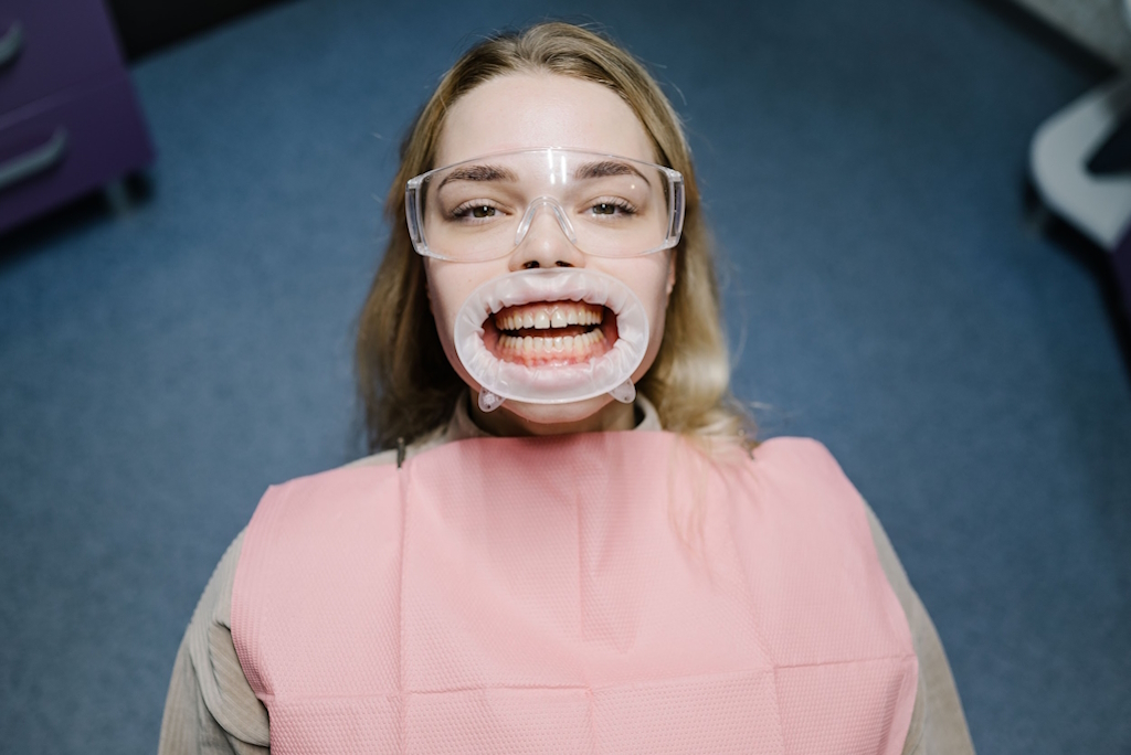 Умови, що негативно впливають на здоров’я зубів 